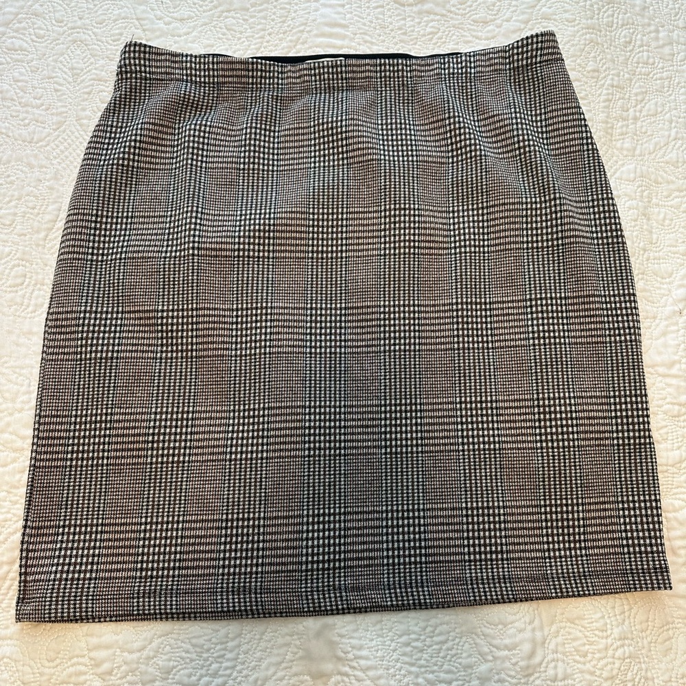 Old Money Pencil Skirt – Classic Tailored Elegance Brown Checkered Pencil Skirt